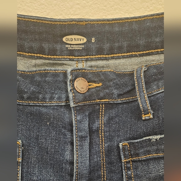 Old Navy patch pocket denim shorts - Picture 3 of 4